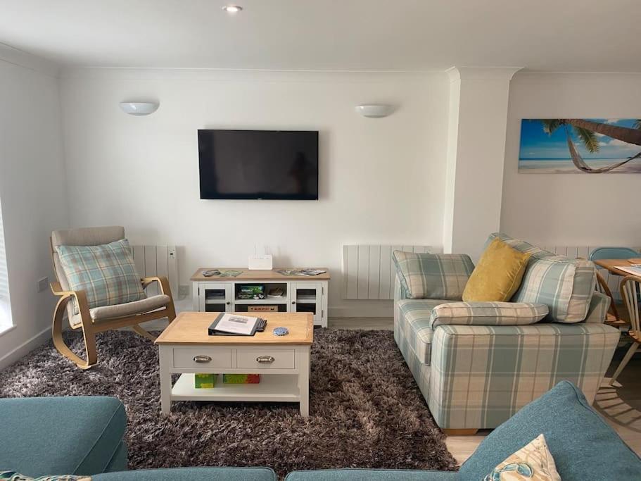 Surf'S Up! Perfect Base For Holidays Or Work In Cornwall سانت كولوم ميجُر المظهر الخارجي الصورة